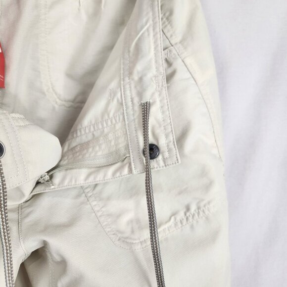 NWT The North Face Water Repellent UV Shorts Womens 8/R Tan Relaxed Wide Leg - Picture 9 of 14